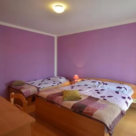 Dragica A31 Apartmán *